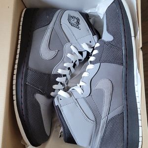 Air Jordan retro high 1 "Stealth"